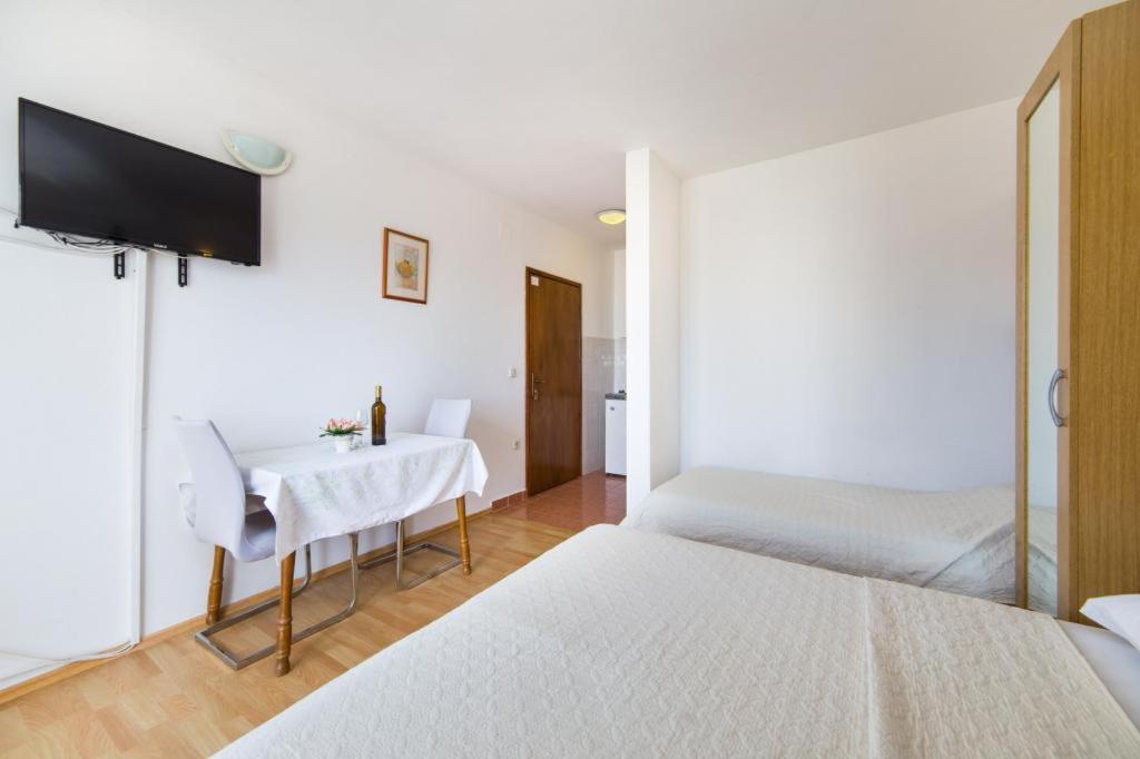 Apartments Slavena Градац Екстериор снимка